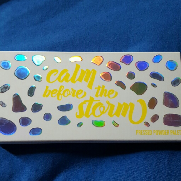 Kylie cosmetics calm before the storm palette - Picture 1 of 5